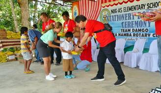 フィリピン・セブ島の小学校へ通う子供たちへの国際奉仕活動とポリオ根絶への啓蒙活動(大阪難波RC)